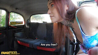 Fake Taxi - Tabitha Poison a tetkós kicsike lotyó