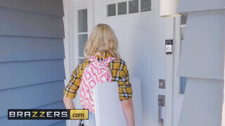 Brazzers - Lexi Lore idősebb sráccal kupakol