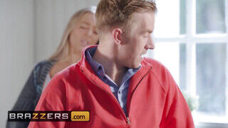 Brazzers - Petite Princess Eve és termetes bré