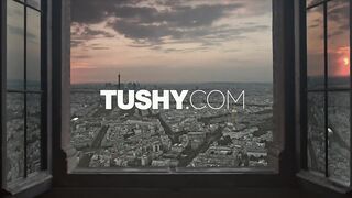 A szőrös suncis Tori Black análszexe