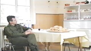Csőre töltött lövegek - Magyar szinkronos teljes vhs pornófilm