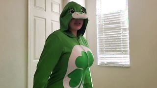18 éves cosplayes termetes fenekű latina tinédzser