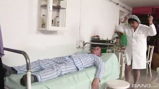 Fenék kedvelő nagymamák - Teljes sexfilm