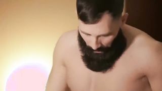 Behemót barinő otthoni pornója