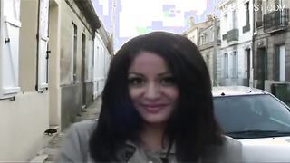 Francia Arab pipit partyba kettyintenek