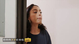 Brazzers – Vanessa Sky a óriási picsájú brazil szuka