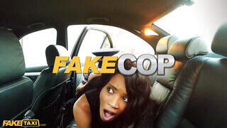 Fake Taxi - Aysha a szexy olasz tinédzser bige
