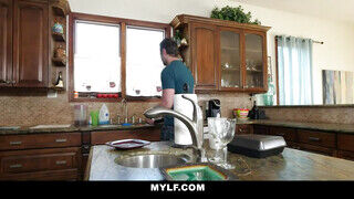 Mylf - Cali Lee a fullos dél amerikai milf