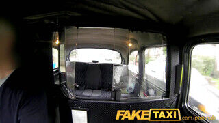 FakeTaxi - Jaye Rose a gigászi tőgyes zsenge