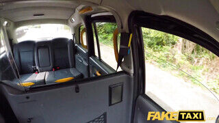 Fake Taxi - Barbie Sins fenékbe reszelve