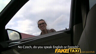 FakeTaxi - francia túrista megkúrelva a híd alatt