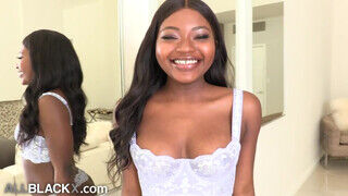 AllBlackX - Noemie Bilas a cuki fekete szuka