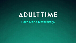 ADULT TIME - lesbi tábor