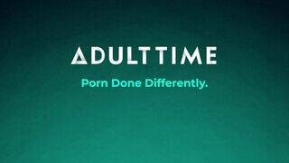 ADULT TIME - Óriás tőgyes csoki szuka