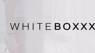 WHITEBOXXX - Clea Gaultier a izgató francia csaj