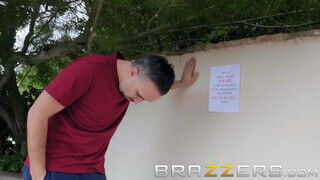 Brazzers - Nina Elle a szajha katona csajszika
