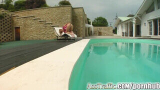 Kathia Nobili a magyar milf megkettyintve - Ass Traffic