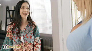 Lil Humpers - Amber Alena az óriás cickós milf