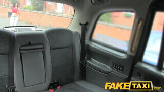 FakeTaxi repedtsarkú gigantikus cicis angol Milf
