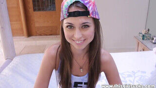 ThisGirlSucks - Riley Reid cumizza a méretes brét
