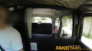 FakeTaxi - Rio Lee a gigantikus didkós fekete nőci