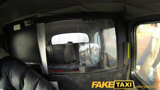 FakeTaxi - Ánuszba kúrt zsenge a taxiban