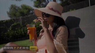 Brazzers - Katrina Moreno és Kreol Amor fiatal csávóval kúr
