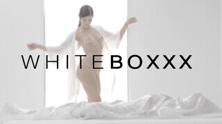 White Boxxx - Cindy Shine a borotvált puncis cseh fiatal