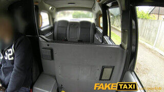 FakeTaxi - Lola Marie a taxissal kúr