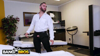 BANGBROS - Blair Williams a csöcsös tinédzser bige