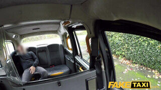 Fake Taxi - Tiffany Rousso a magyar bűbájos milf