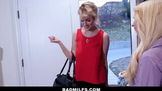 BadMILFS - a repedtsarkú mostoha anya és a tinédzser fószer