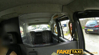 FakeTaxi - Amarna Miller a latin amerikai pici kéjnő