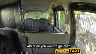 FakeTaxi - Carly Rae Summers a méretes cickós fiatal