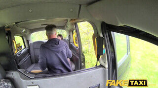 Fake Taxi - Star Del Ray kamatyol egy jót a taxissal