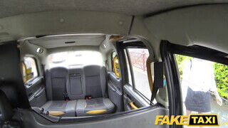 Fake Taxi - Csöcsös kitetovált milf megbaszva