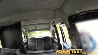 FakeTaxi - méretes keblű tinédzser lány