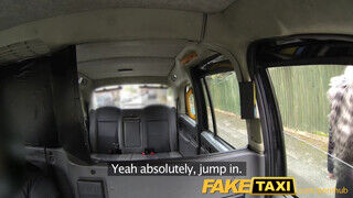 FakeTaxi - finn világos szőke szuka kalandra vágyik