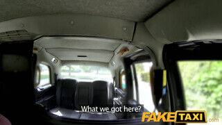 FakeTaxi - bögyös magyar lány