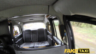 Fake Taxi - Carmel Anderson a kívánatos milf