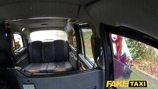Fake Taxi - Csöcsös vörös milf megkettyintve
