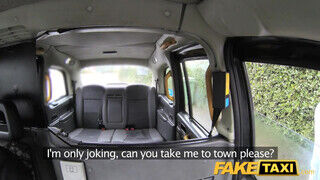 Fake Taxi - Titkárnő milf megkúrva