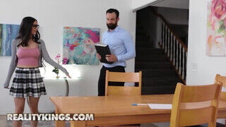 Reality Kings - Jasmine Webb reszel a magántanárral