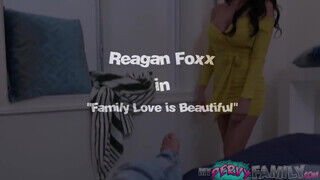 Reagan Foxx a hancúrozni akaró mostoha anya