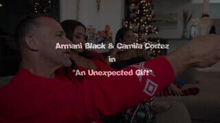 Camila Cortez és Armani Black édeshármasban hancuroznak
