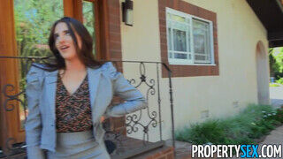 PropertySex - Aubree Valentine a baszásmániás ingatlanos