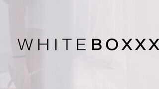 WHITEBOXXX - Nicole Pearl szexy kamatyolása a barátjával