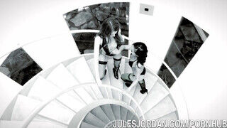 Jules Jordan - Riley Reid és Alina Li megosztják a óriási kukacot