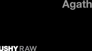 TUSHYRAW - Agatha a csábító vörös hajú bige