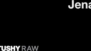 TUSHYRAW - Jena keményen hátsó lyukba rakva